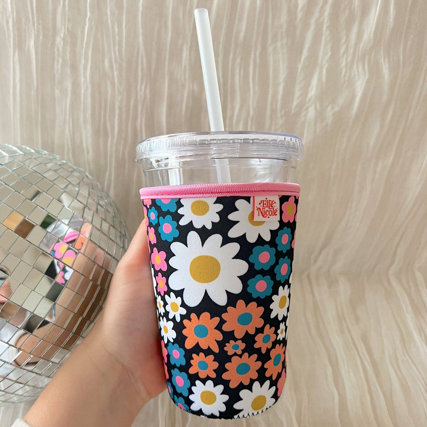 Coffee Cup Cover - Darling Daisies - Iced Drink Sleeve: Large / 24oz