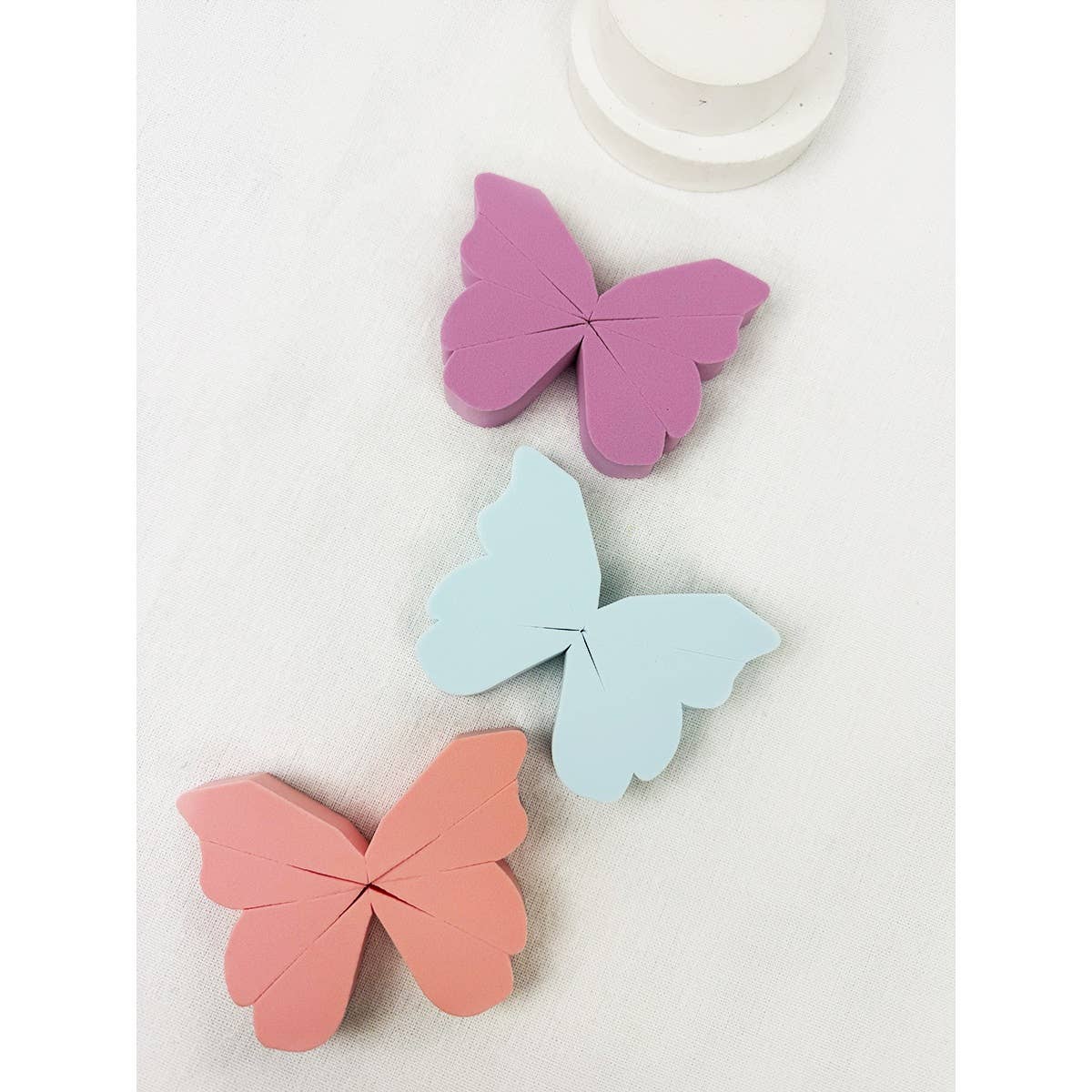 Large Butterfly Design Blending Sponge: MIX COLOR / ONE(12)