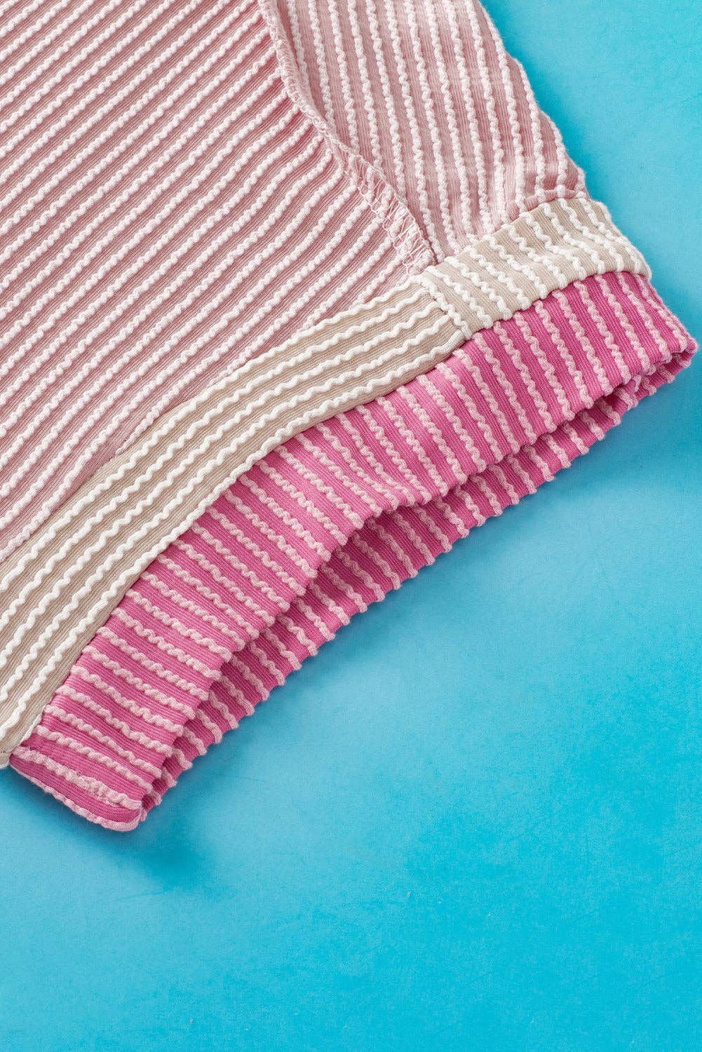 Textured Contrast Trim Round Neck T Shirt: Sky Blue / 75%Polyester+20%Viscose+5%Elastane / M