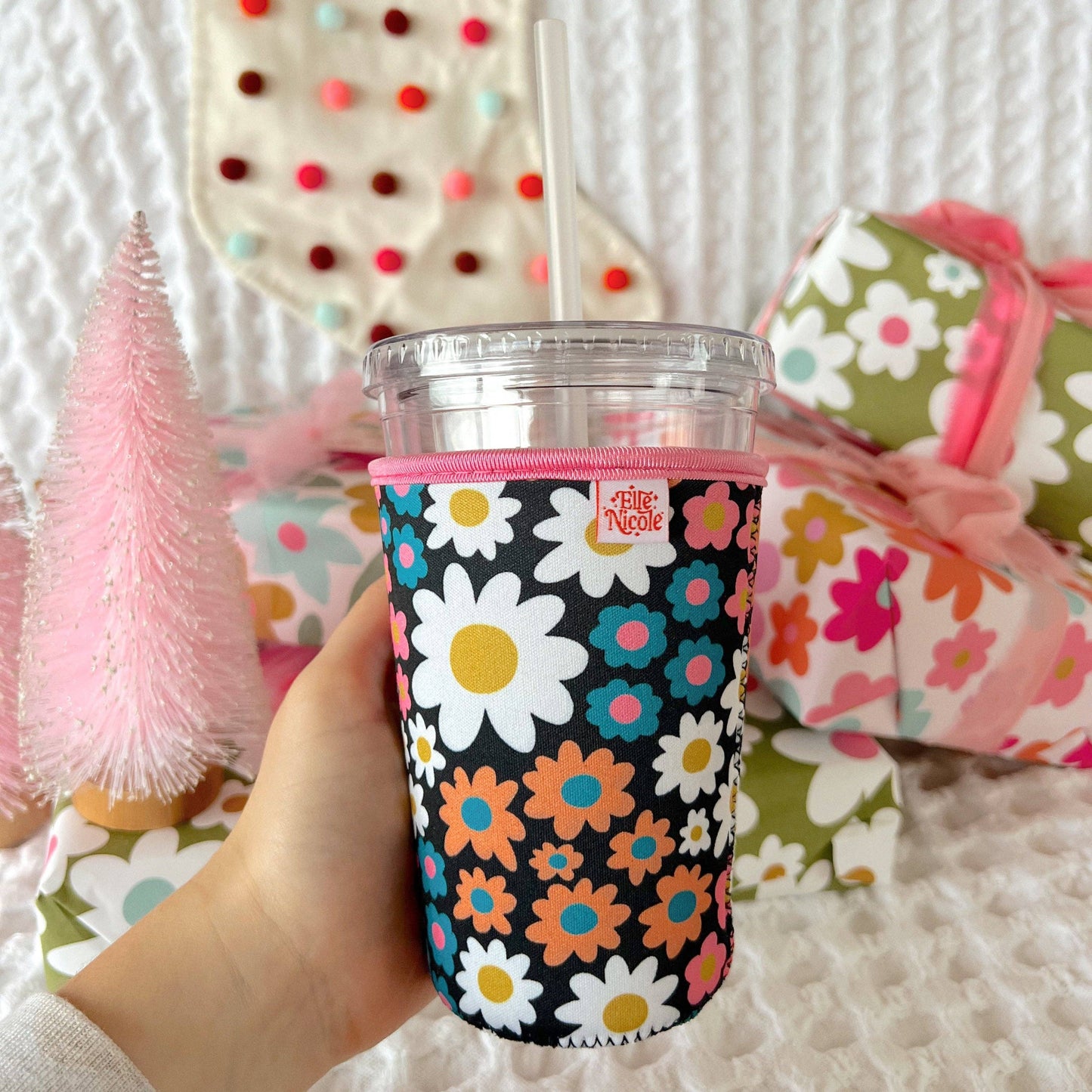 Coffee Cup Cover - Darling Daisies - Iced Drink Sleeve: Large / 24oz