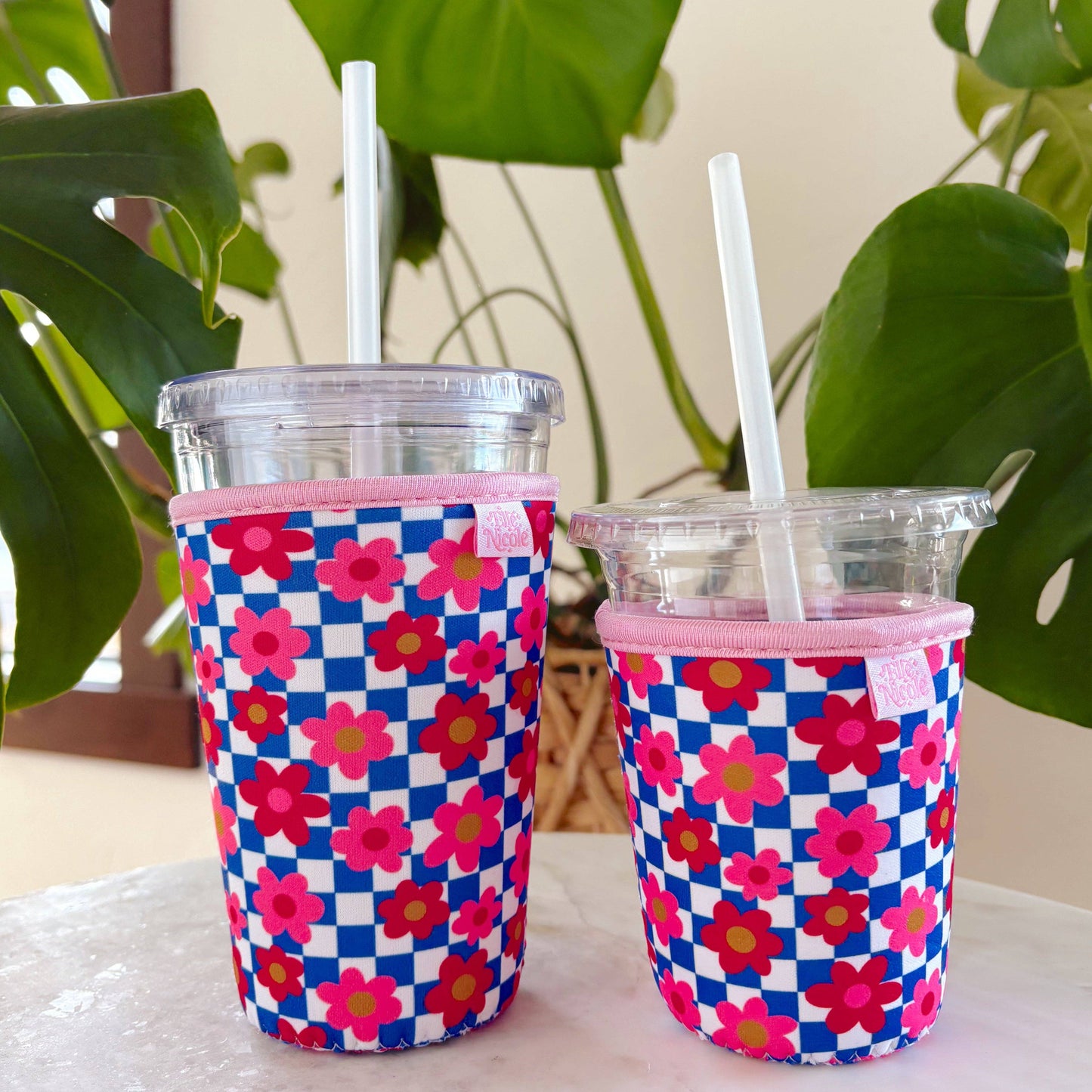 Coffee Cup Cover - Retro Bold Check - Iced Drink Sleeve: Small / 16oz