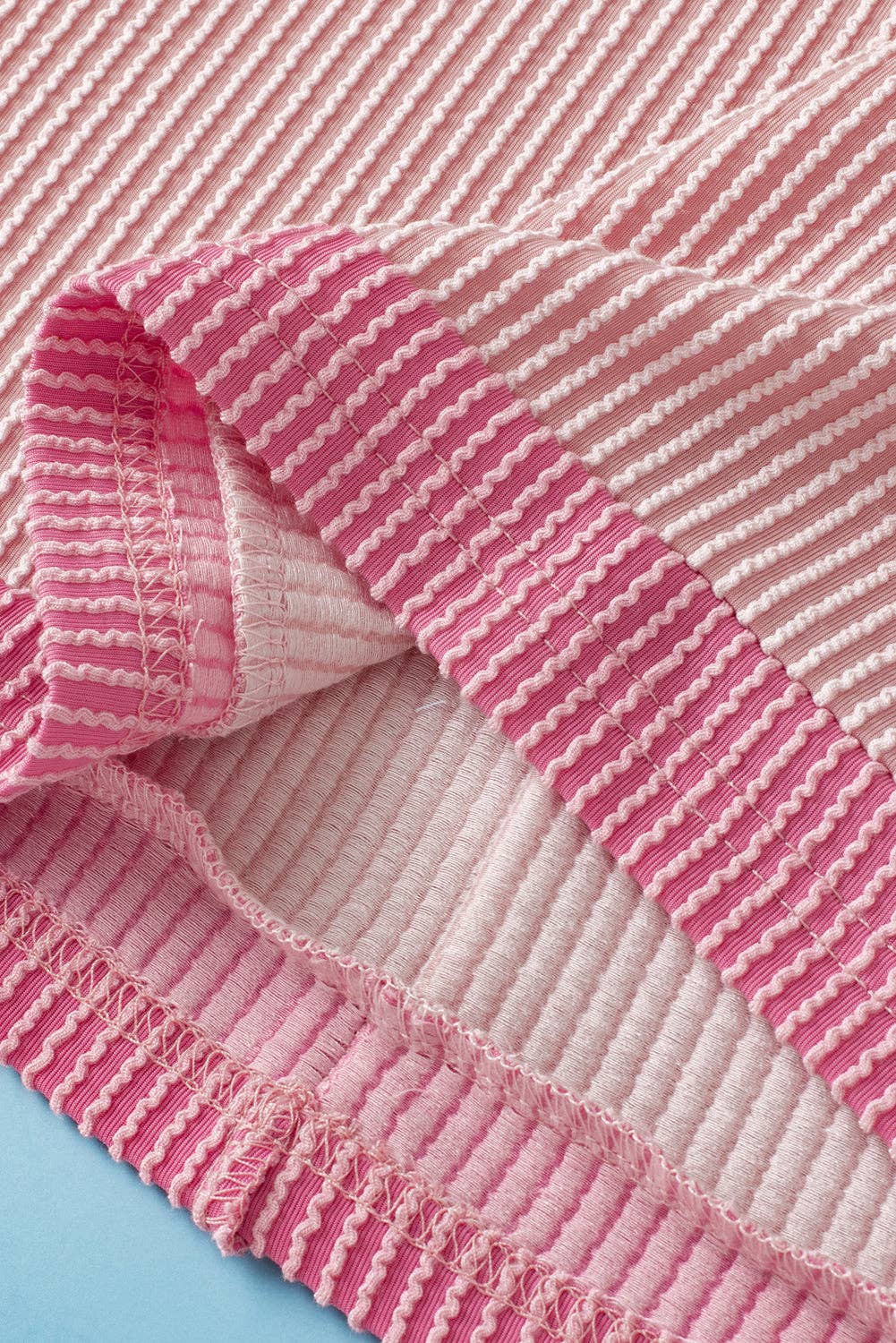 Textured Contrast Trim Round Neck T Shirt: Bright Pink / 75%Polyester+20%Viscose+5%Elastane / L
